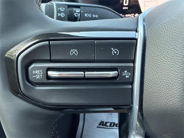 new 2025 Chevrolet Colorado car