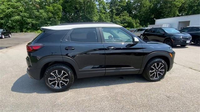 new 2024 Chevrolet TrailBlazer car, priced at $30,405