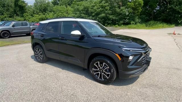 new 2024 Chevrolet TrailBlazer car, priced at $30,405