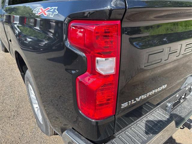 new 2025 Chevrolet Silverado 1500 car