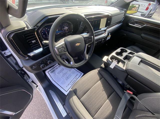 new 2024 Chevrolet Silverado 1500 car, priced at $50,672