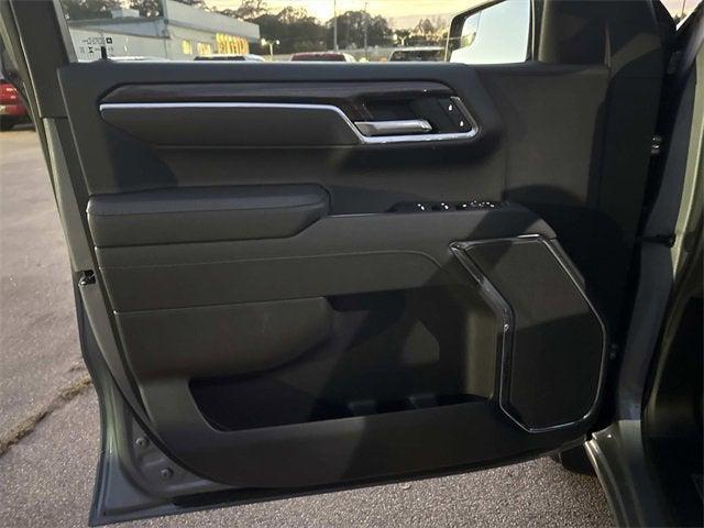 new 2025 Chevrolet Silverado 1500 car, priced at $51,995