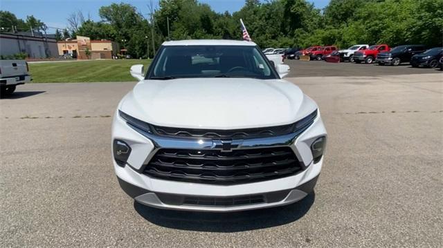 new 2024 Chevrolet Blazer car