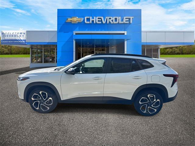 used 2024 Chevrolet Trax car, priced at $25,371