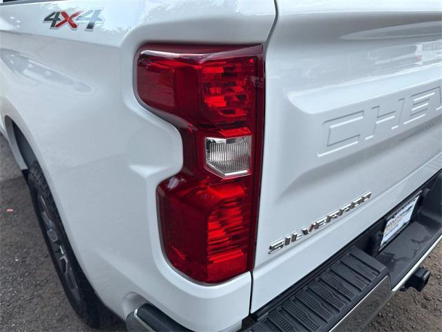 new 2025 Chevrolet Silverado 1500 car, priced at $52,995