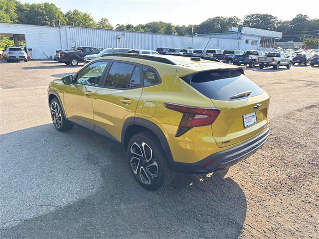 new 2025 Chevrolet Trax car, priced at $27,930