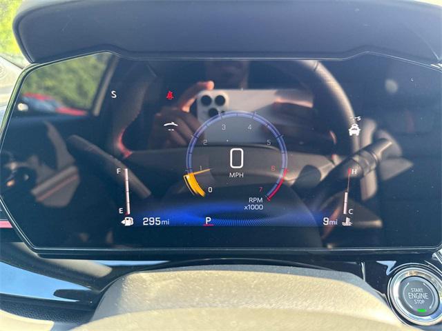 new 2025 Chevrolet Trax car, priced at $27,930