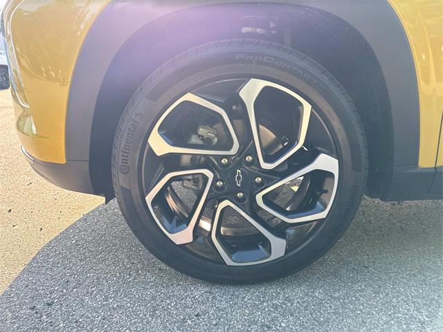 new 2025 Chevrolet Trax car, priced at $27,930