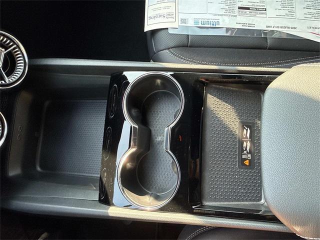 new 2025 Chevrolet Blazer EV car