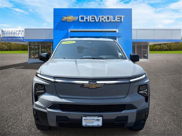 new 2025 Chevrolet Silverado EV car