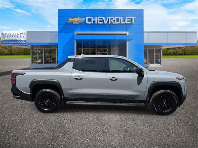 new 2025 Chevrolet Silverado EV car