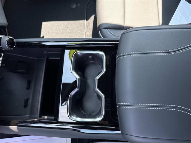 new 2025 Chevrolet Silverado EV car