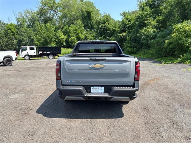 new 2025 Chevrolet Silverado EV car