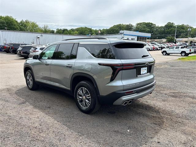 new 2025 Chevrolet Traverse car