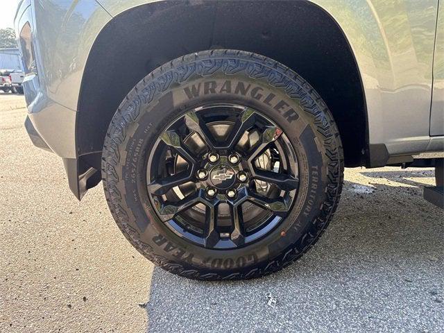 new 2025 Chevrolet Colorado car, priced at $49,695