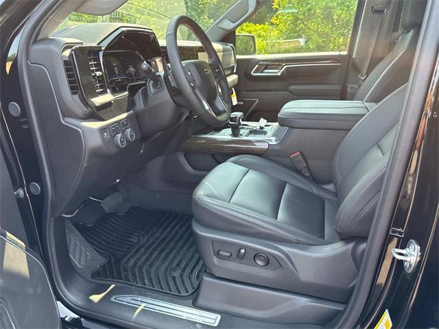 new 2025 Chevrolet Silverado 1500 car