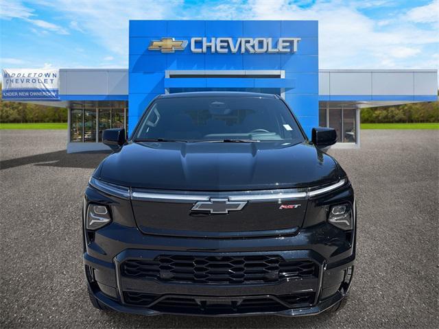 new 2025 Chevrolet Silverado EV car