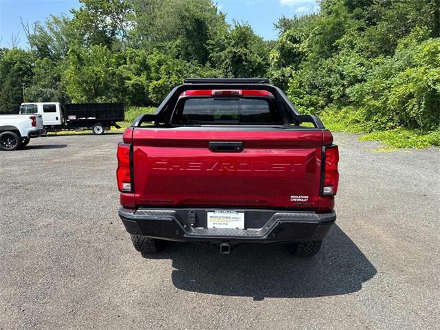 new 2025 Chevrolet Colorado car