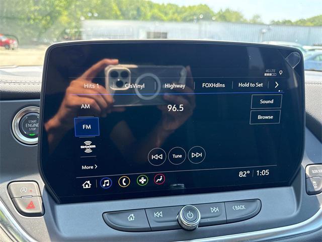 new 2025 Chevrolet Blazer car