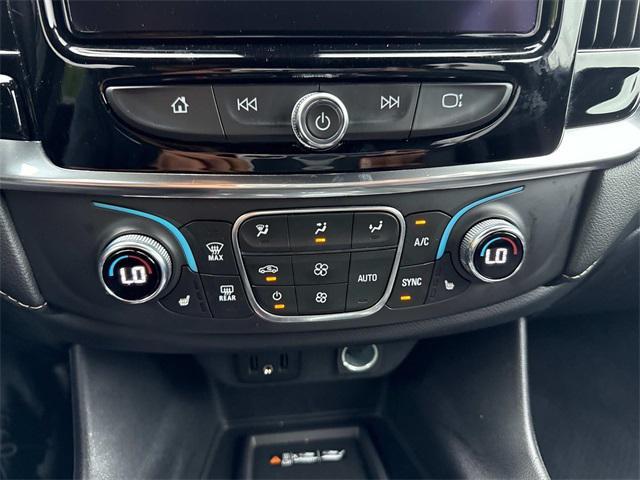 used 2023 Chevrolet Traverse car, priced at $34,298