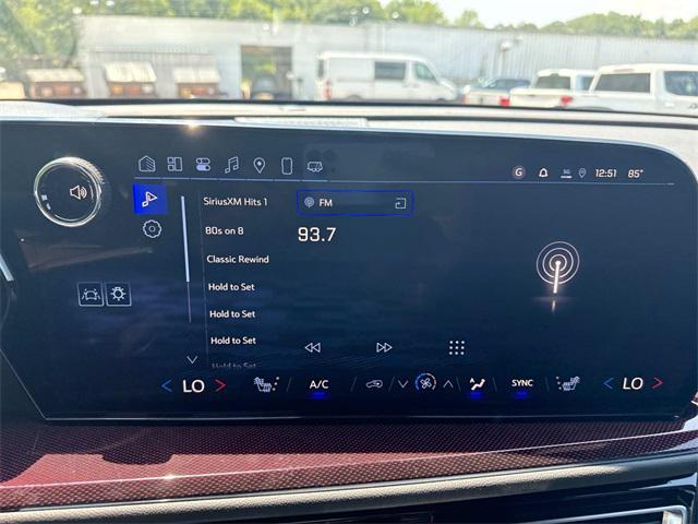 new 2025 Chevrolet Traverse car