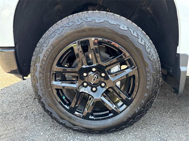 new 2025 Chevrolet Silverado 1500 car