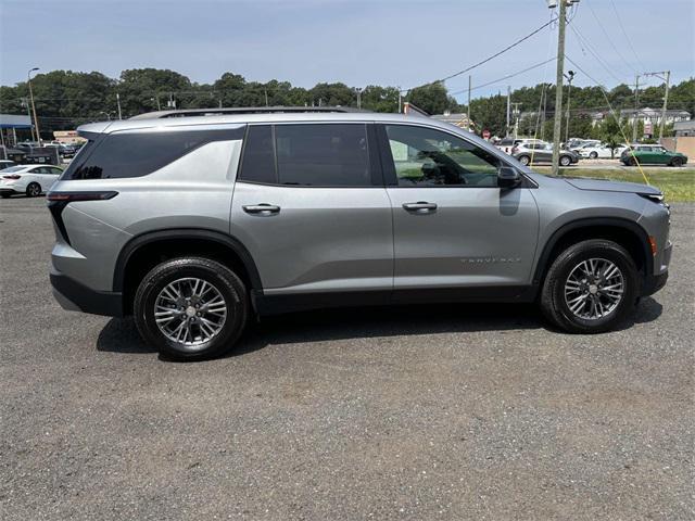 new 2025 Chevrolet Traverse car