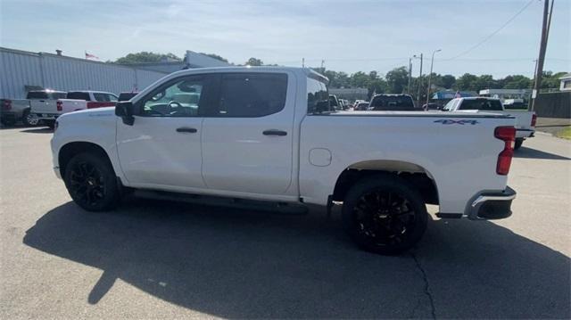 new 2024 Chevrolet Silverado 1500 car, priced at $45,795