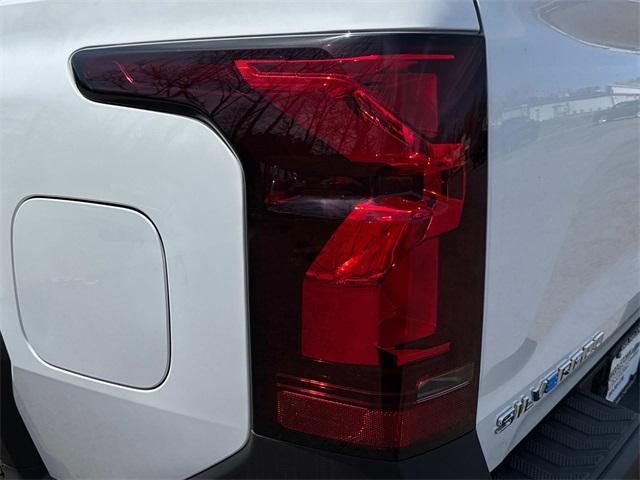 new 2024 Chevrolet Silverado EV car