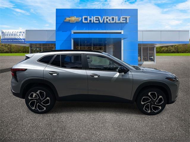 new 2025 Chevrolet Trax car