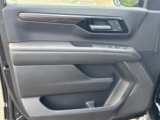 new 2025 Chevrolet Tahoe car