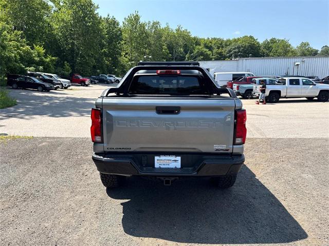 new 2025 Chevrolet Colorado car