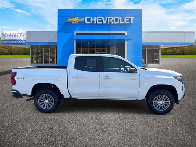 new 2024 Chevrolet Colorado car, priced at $40,020