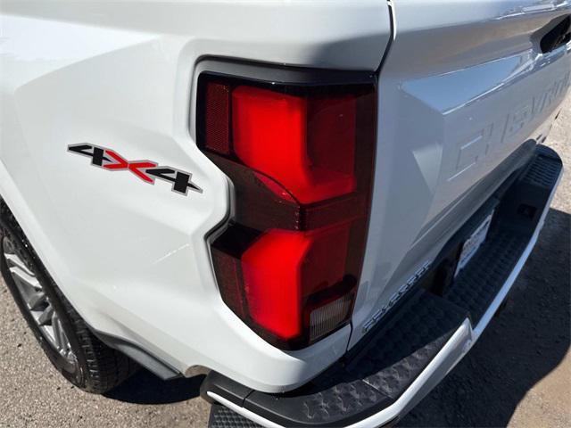 new 2024 Chevrolet Colorado car, priced at $40,020