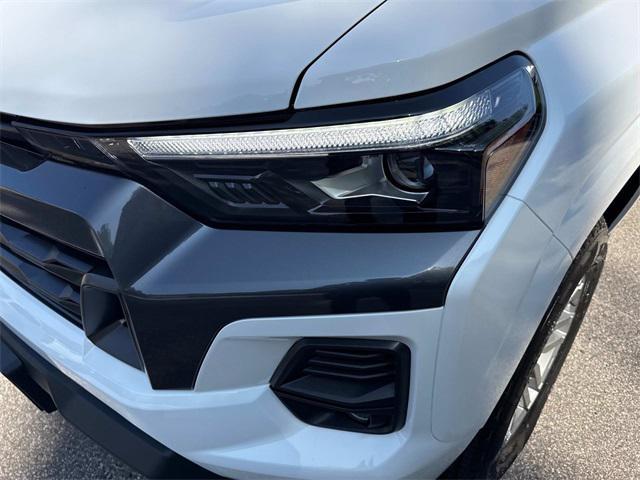 new 2024 Chevrolet Colorado car, priced at $40,020