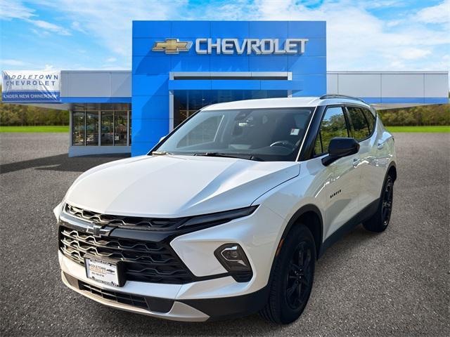 new 2025 Chevrolet Blazer car