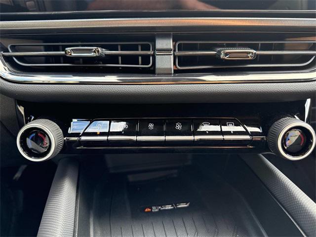 new 2025 Chevrolet Equinox EV car