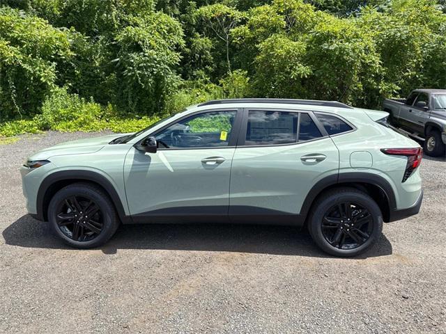 new 2025 Chevrolet Trax car