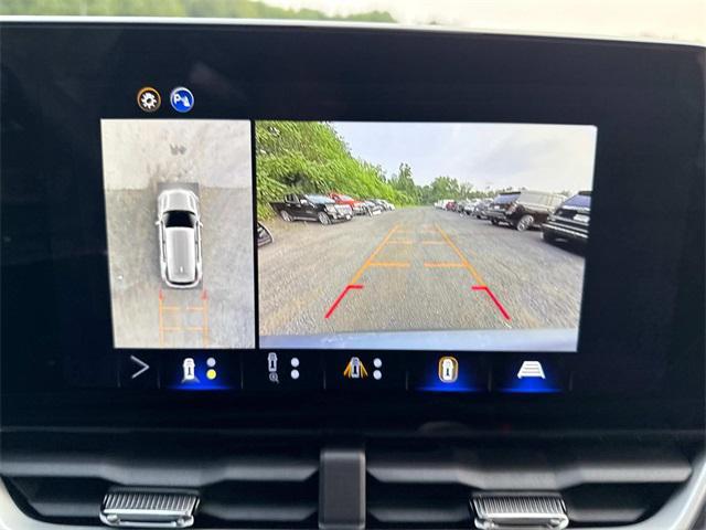 new 2026 Chevrolet Equinox car, priced at $34,990