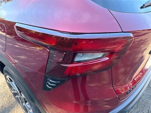 new 2025 Chevrolet Trax car