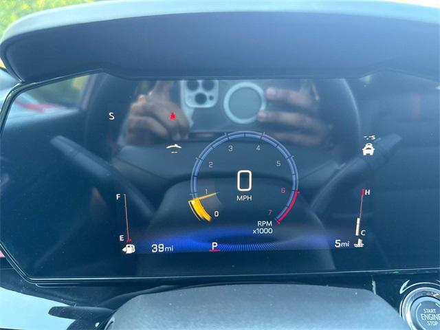 new 2025 Chevrolet Trax car