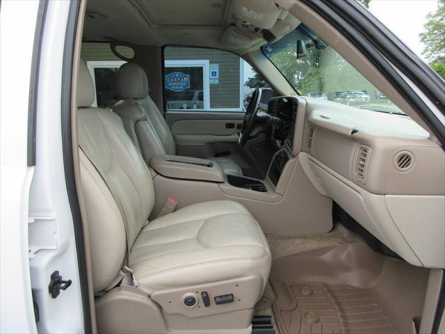 used 2003 Chevrolet Suburban car, priced at $10,490