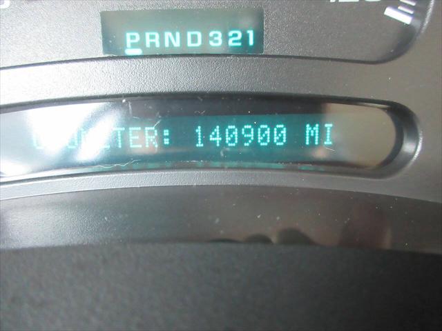 used 2003 Chevrolet Suburban car, priced at $10,490