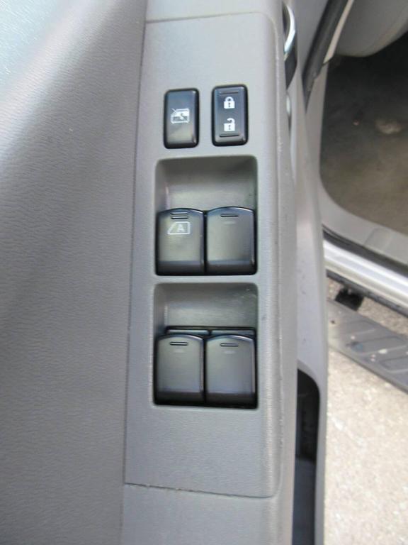 used 2007 Nissan Frontier car, priced at $11,590