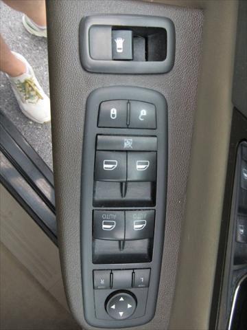 used 2012 Volkswagen Routan car, priced at $6,990