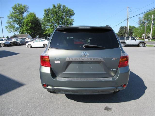 used 2008 Toyota Highlander car, priced at $8,990