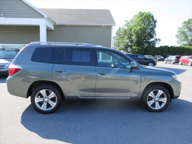 used 2008 Toyota Highlander car, priced at $8,990
