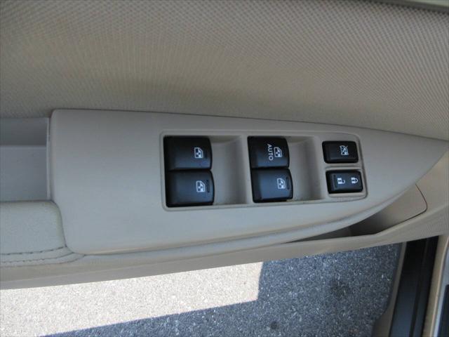 used 2014 Subaru Outback car, priced at $12,490