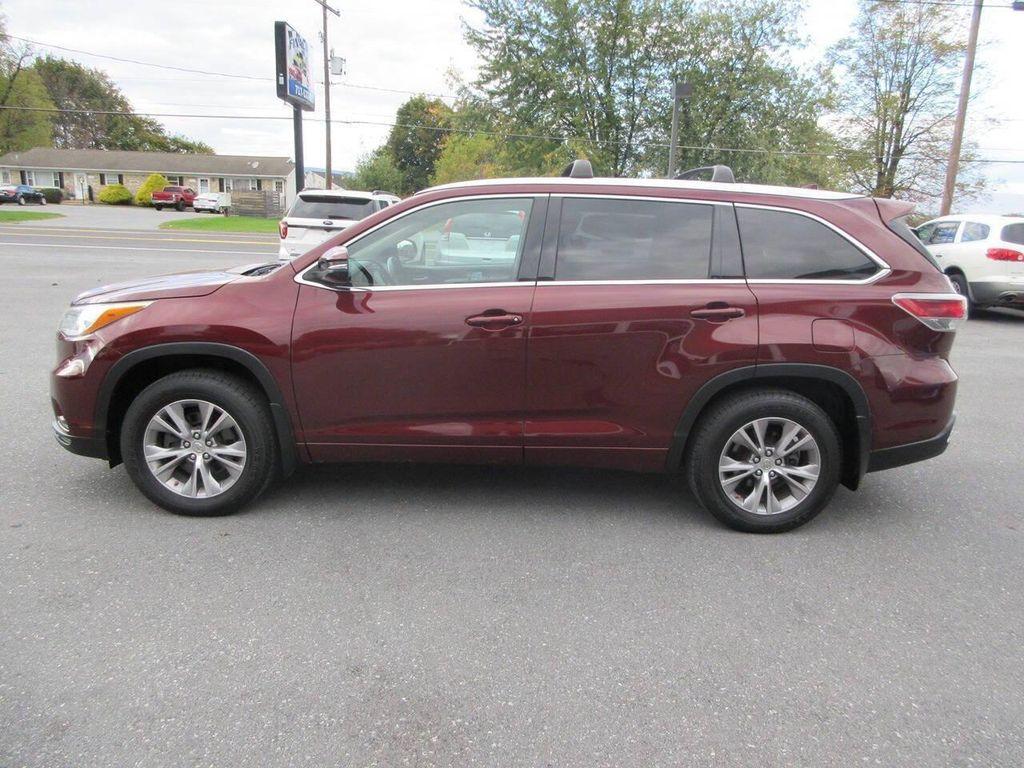 used 2015 Toyota Highlander car, priced at $15,490