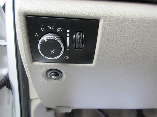 used 2011 Jeep Grand Cherokee car, priced at $8,990